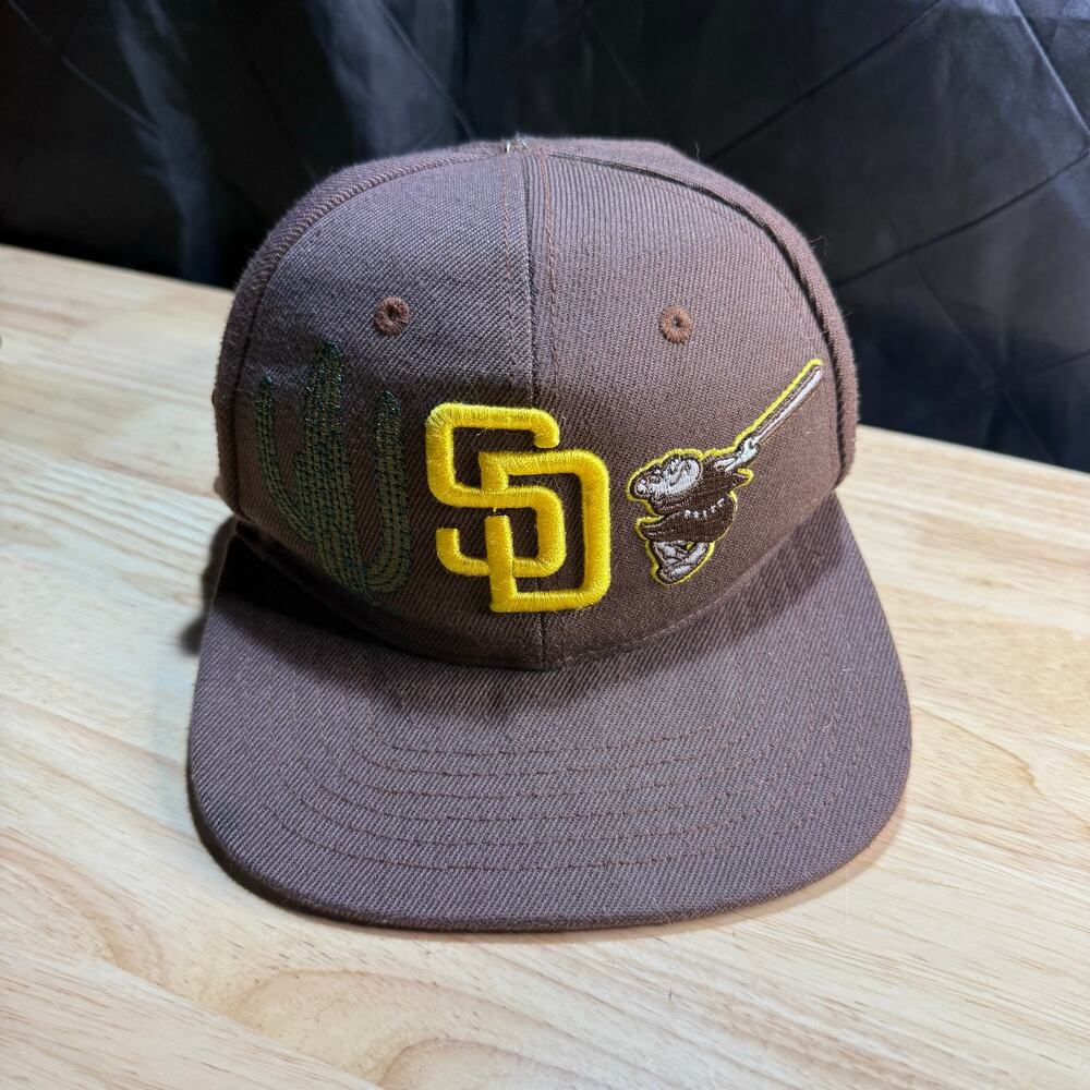 San Diego Padres Patches Pro Standard Snapback | Brown